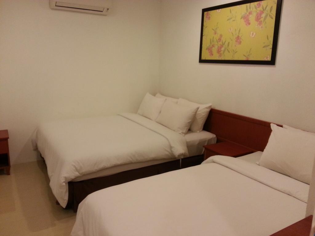 Ag Hotel Penang Gelugor Zimmer foto